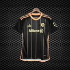 Bayern Munique - Camisola 24/25
